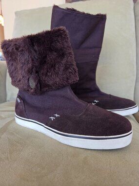 ETNIES Suede Canvas Fleece fur Comfort Fold Cuff Boots women sz. 8.5 NEW